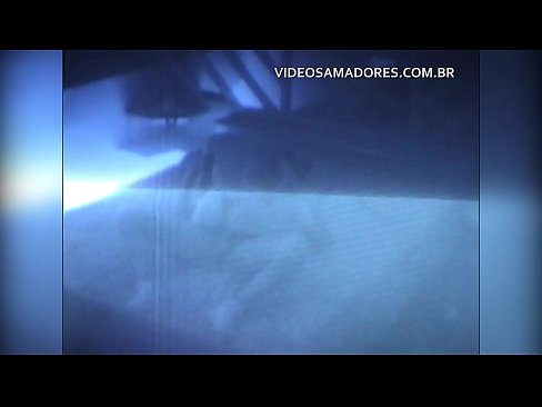 ❤️ ຜົວ films ພັນລະຍາ fucking ເພື່ອນບ້ານແລະພົບວ່າລາວເປັນ cuckold ️ ໜັງໂປ້ ຢູ່ພວກເຮົາ